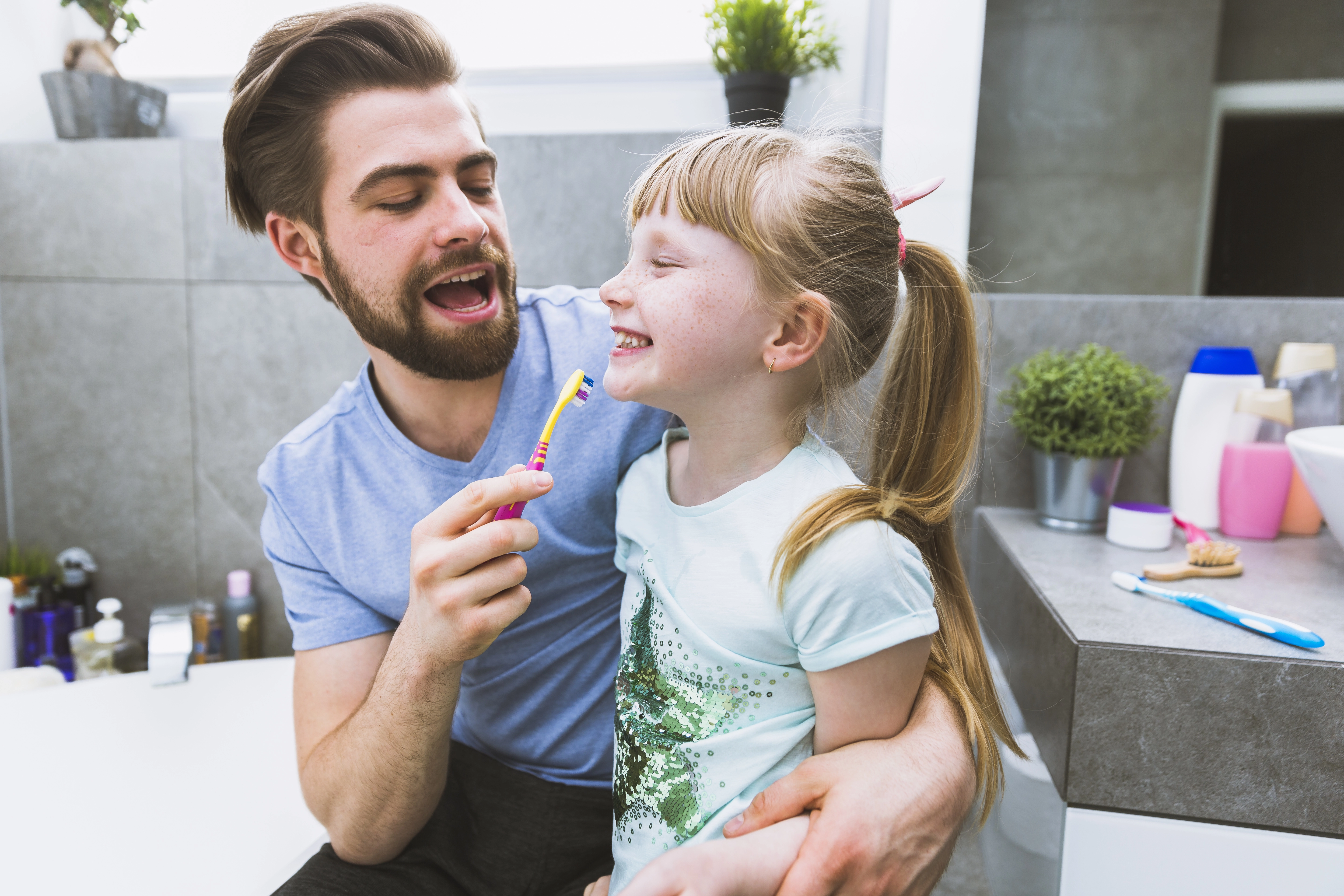 Tips Menjaga Kesehatan Gigi Anak, Parents Wajib Tahu